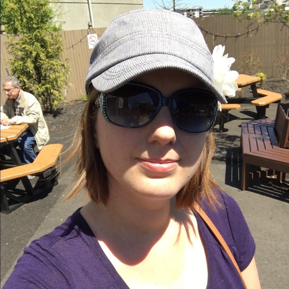 Meet your Posher, Dorothy